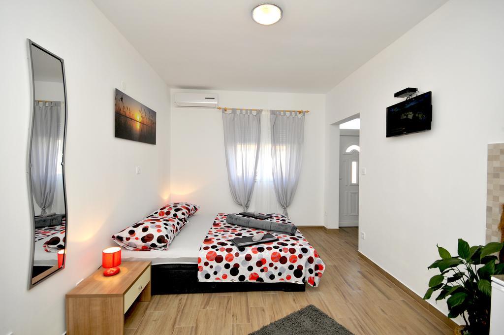 Apartments Josip Trogir Quarto foto