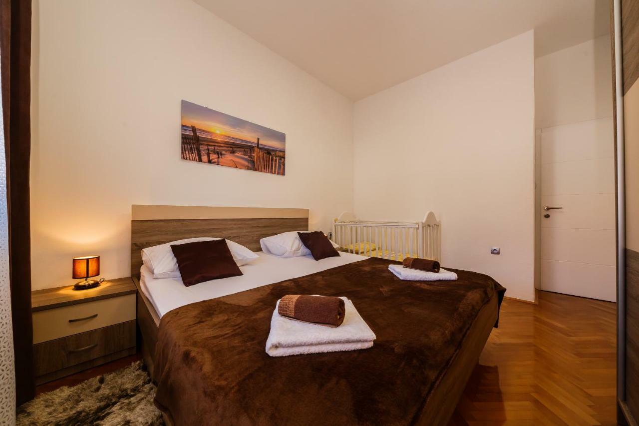 Apartments Josip Trogir Exterior foto