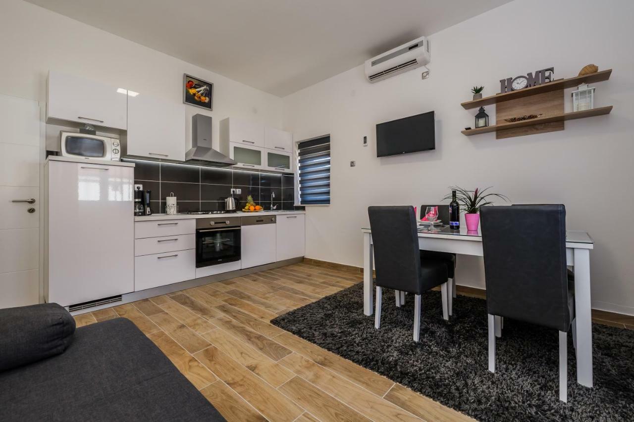 Apartments Josip Trogir Exterior foto
